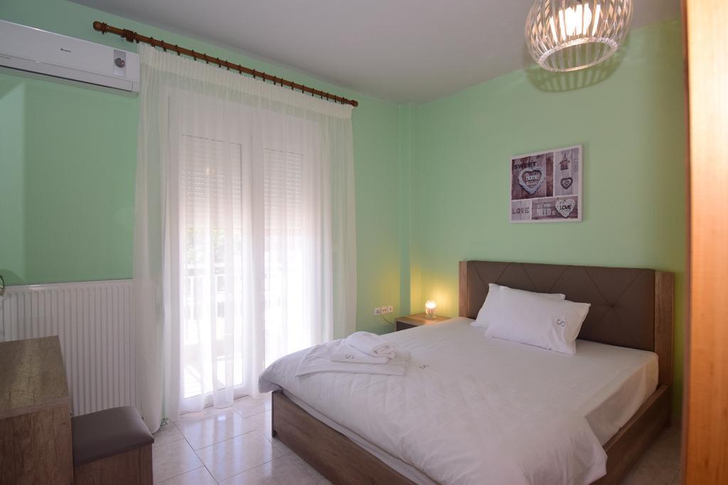 Bourlis Apartments Asprovalta Exterior photo