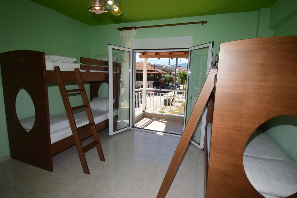 Bourlis Apartments Asprovalta Exterior photo